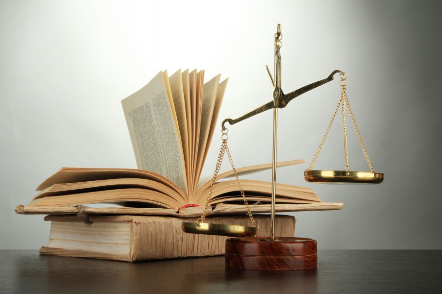 Юрист в Абакане: дух и буква закона